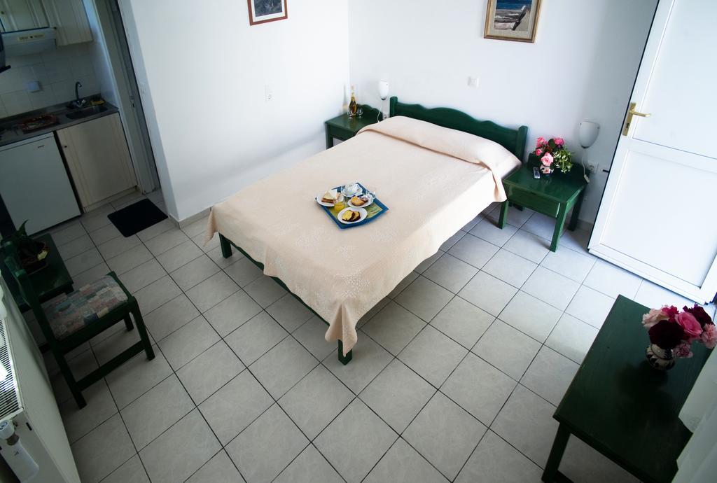 Aiolos Hotel Menites Экстерьер фото