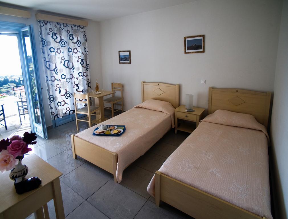 Aiolos Hotel Menites Экстерьер фото