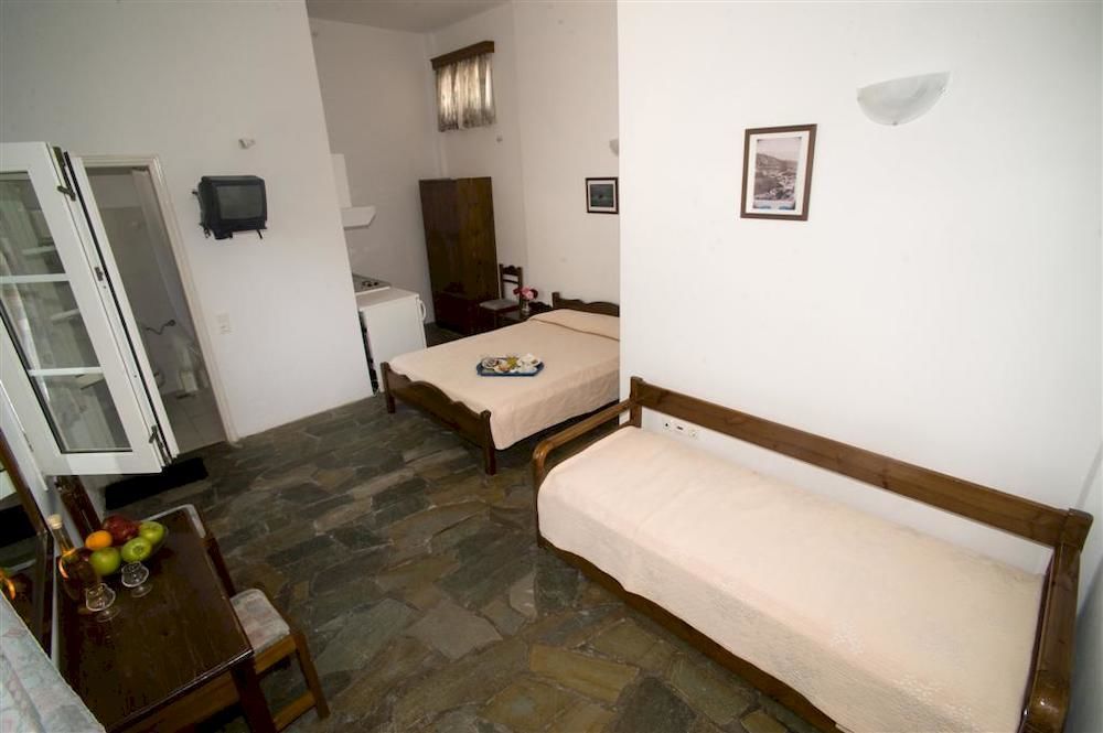 Aiolos Hotel Menites Экстерьер фото